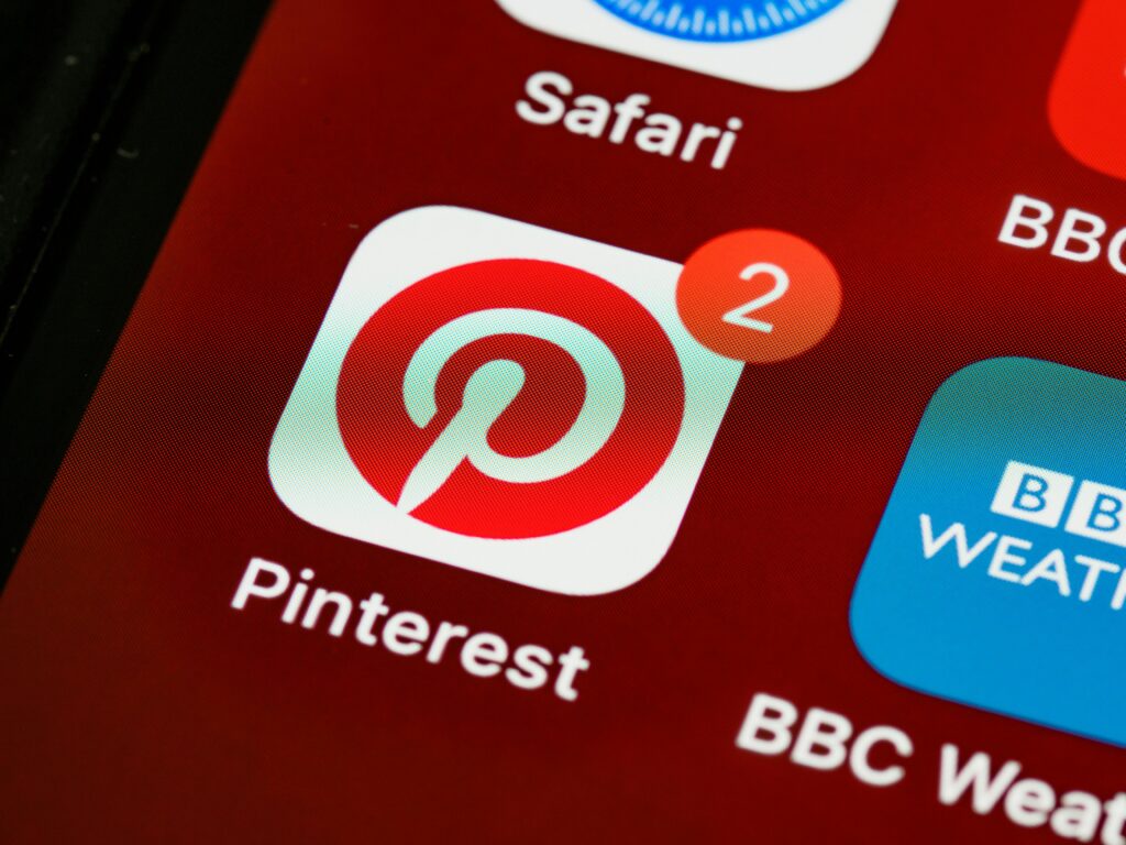 How to Make Money on Pinterest: 7+ Pro Strategies